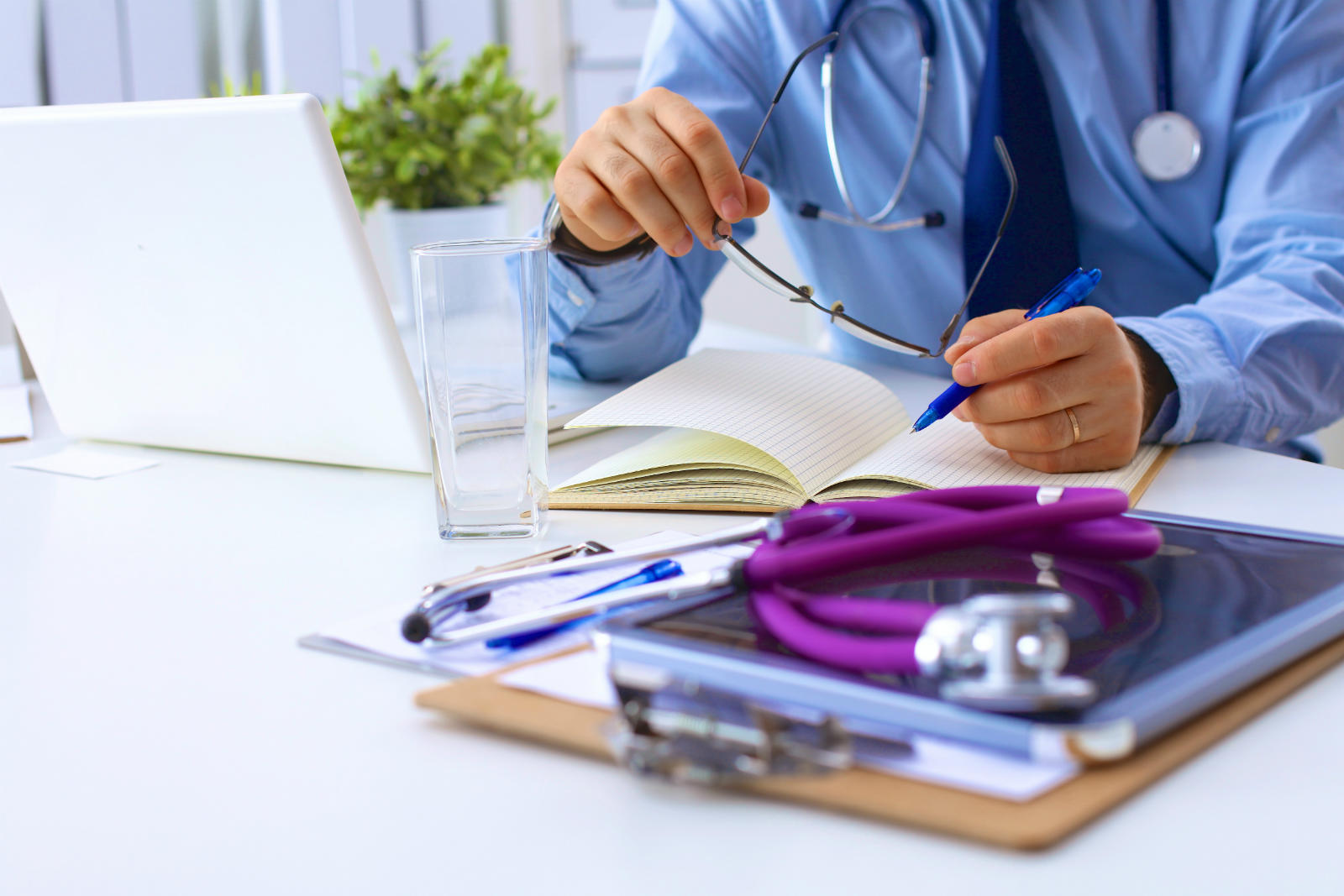 Welcome to Dr Bedi Dent O Care